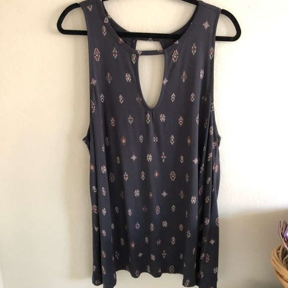 Torrid Geo Print Cutout tank - Picture 5 of 6